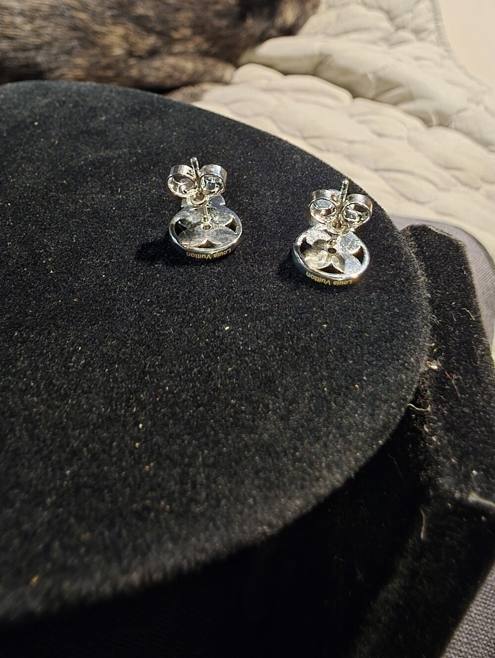 USED...LV Silver With Crystals Floral Drop Stud Earrings - Women Jewelry - Picture 7 of 9